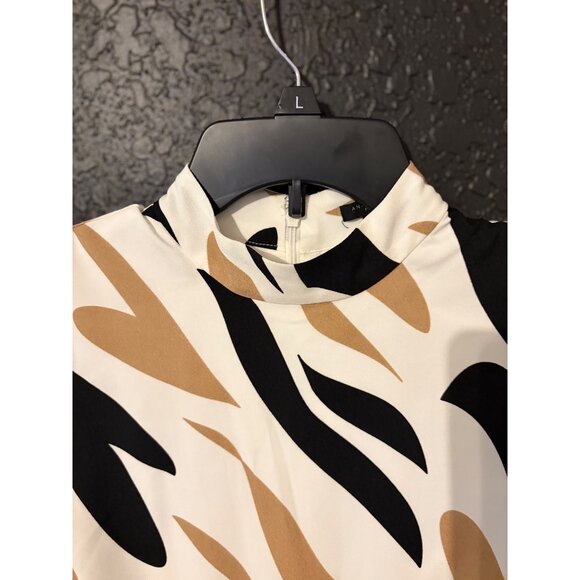 Sleeveless Animal Print A-Line Dress With High Neck & Back Zipper Closure Sz 2P - Picture 4 of 7